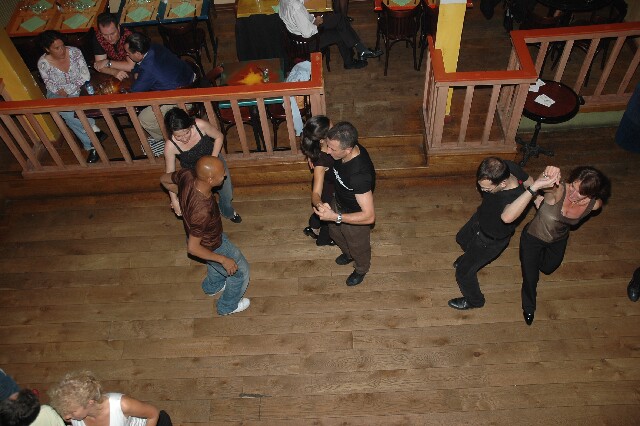min 2006 10 03 latino 093